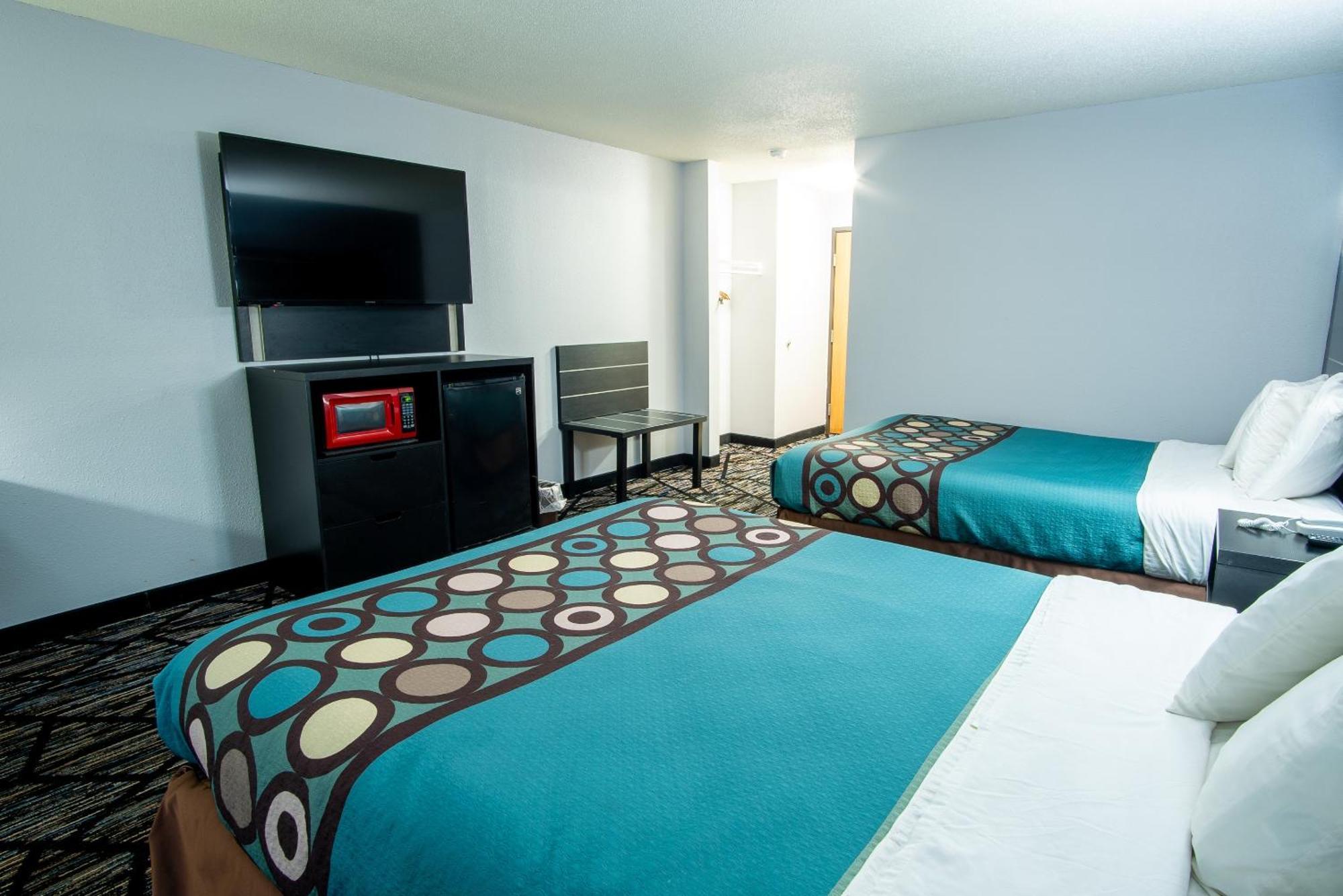 Coratel Inn & Suites By Jasper New Richmond Kültér fotó